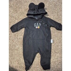 Baby gap X Disney bunting size 0-3 months